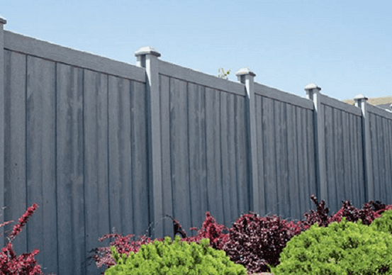 Trex fencing easily steps down a hillside.